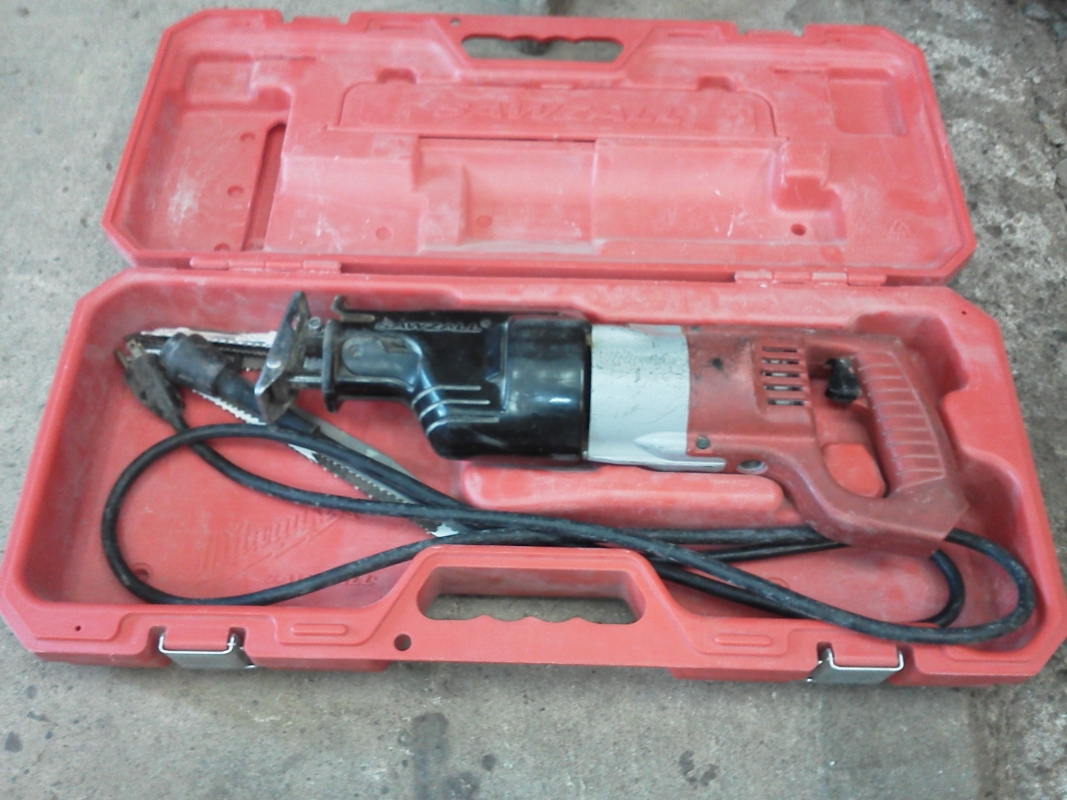 Drill bit stuck in driver, dewalt tool box singapore location, ridgid