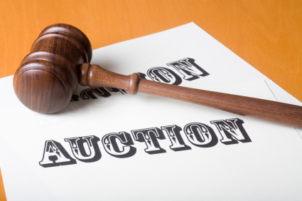 real estate auctioneer gavel